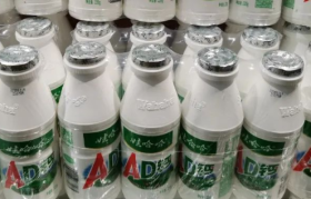 娃哈哈盯上90后的娃