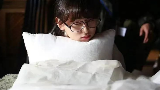 年轻人抛弃了电热毯