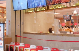 西贝折腾“贾国龙”