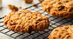 再热闹的年货潮，都没留给新烘焙一席之地