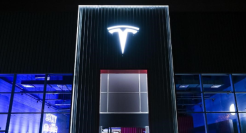 2023年：特斯拉向左，新能源向右？