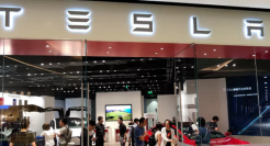 中国车主“拿捏”特斯拉？