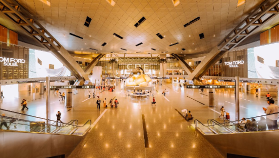 免税店的2023：冲出机场，谋划出海