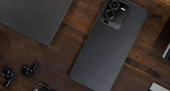 手机高端化，讲不出小城故事