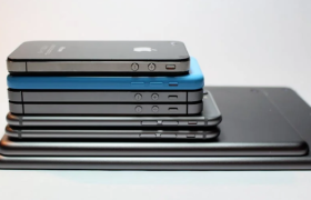 手机厂商交卷，2022无人生还