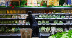 谁抛弃了华润万家超市？