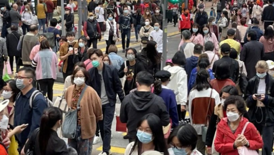 奢侈品排长龙，空置3年巨铺租出...香港又“活”了？