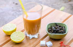 喜茶、奈雪的茶“花式”寻生路