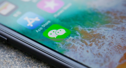 推出“小红书”，微信在做加法