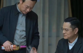 高启强喝的苹果醋，走不出广东