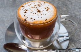 轻资产模式的库迪咖啡，助力梦想还是割韭菜？