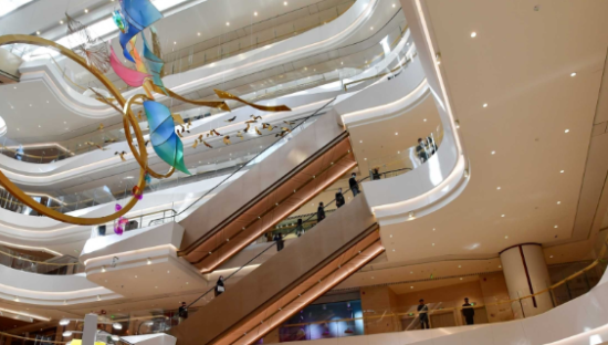 奢侈品巨头扎堆访华，本土消费何时冬去春来？