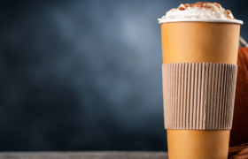 “鹿角巷”疲于打假，创始团队想造咖啡界的“蜜雪冰城”？