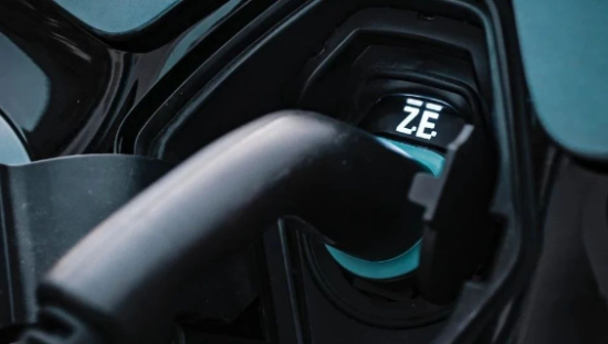 新能源的2月：埃安、理想、蔚来、哪吒破万