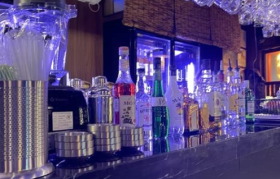 饮品接力餐饮冲击资本天花板：成瘾、更快、更标准