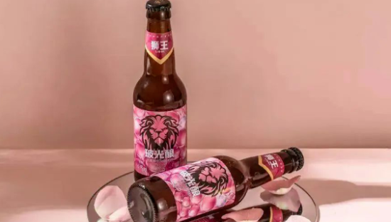 50元“玻尿酸啤酒”开卖，女性的钱这么好赚？