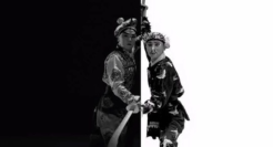 苹果拍了一部京剧大片，真秀！