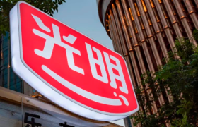 光明乳业为何掉队？