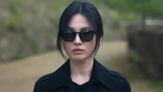 《黑暗荣耀》杀疯了！宋慧乔的古早人设被扒