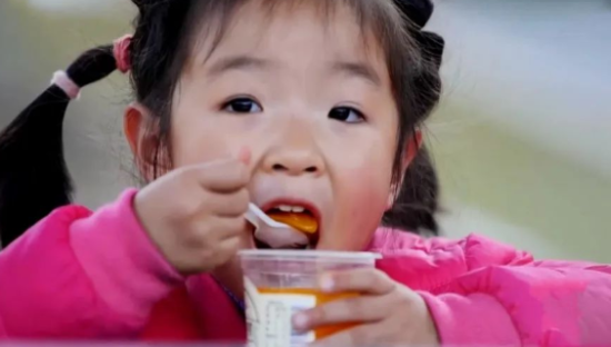 国内遭冷落的罐头，在海外卖爆了