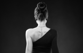 消失的“榜一大姐”，不只再现杀夫藏尸案