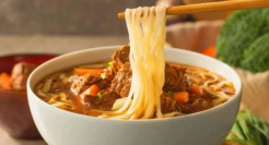 在方便食品中，自热米饭为啥卖不过方便面？