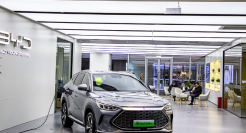 一年顶五年，比亚迪开始狂赚钱