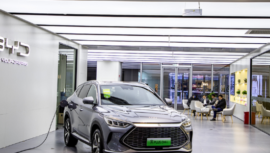 一年顶五年，比亚迪开始狂赚钱