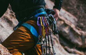 户外运动变了，90、95后当立