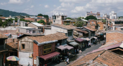 新品牌集体盯上小镇青年