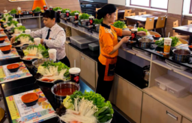 接连亏损，谁能圆了呷哺呷哺的“高端梦”？