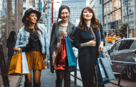 越涨越买，谁在消费奢侈品？