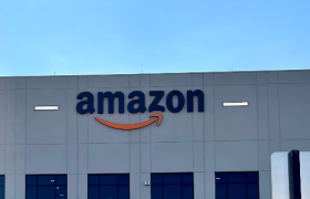 亚马逊在云端颤抖