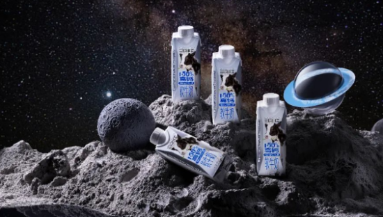 三只小牛：「软牛奶」背后的千亿乳业新趋势