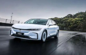 岚图“博出位”