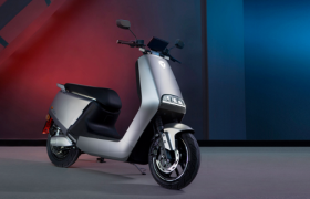 高端车降价，雅迪打的什么算盘？