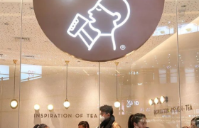 谁在为上百元的“喜茶冰箱贴”上头？