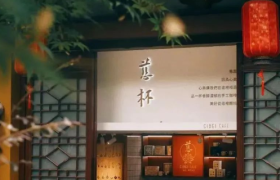 “握佛慈杯”，寺庙咖啡走红背后藏着什么生意经？