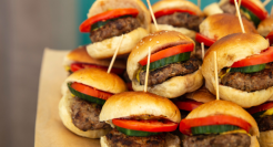 两年开店2000余家，“中式汉堡”究竟是不是“美国饺子”？