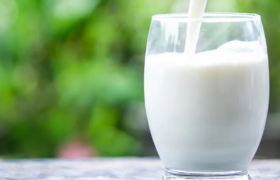 年赚35万，王源也拉不动品渥食品