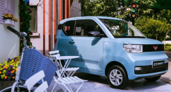 五菱“神车”正在败走新能源？