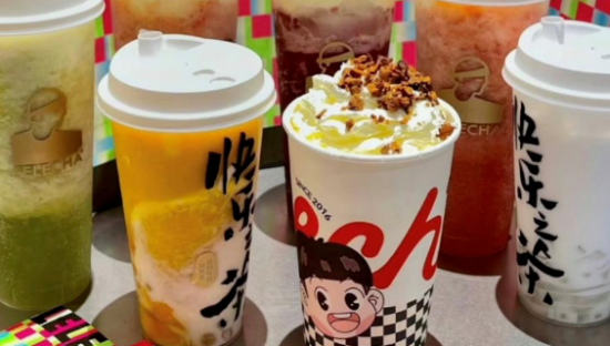 被喜茶“嫌弃”的乐乐茶，走上喜茶的路