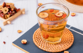 围炉煮茶到冰茶，谁靠这杯茶赚翻了？