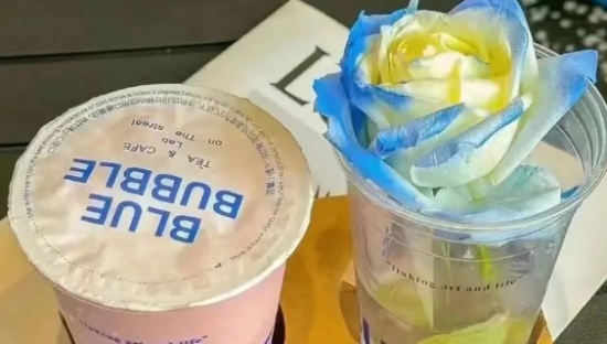 1元“玫瑰杯”爆红，蜜雪、甜啦啦都在玩！最新低成本营销来了