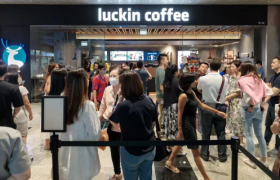 每1.9小时新开一家门店，瑞幸咖啡的扩张步伐还在加速