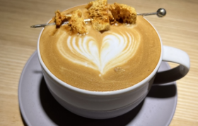 中国咖啡“双巨头”，谁更胜一筹？