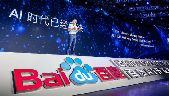 百度官宣AI手机：拳打小米，脚踢华为？