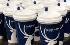 被“薅羊毛”的瑞幸，一季度赚了5.6亿