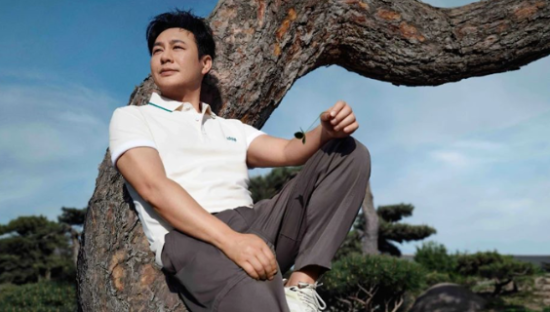 海澜之家，不甘心只做“男人的衣柜”