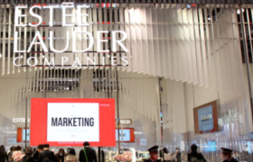 雅诗兰黛不好卖了，全怪中国中产？